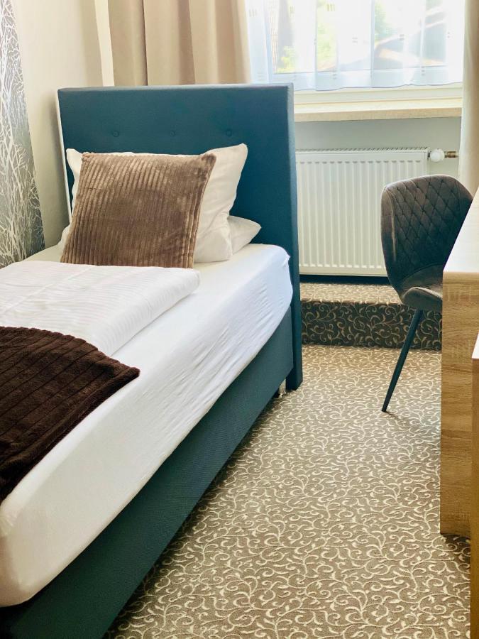 Pension Piatto D'Oro Schrobenhausen Eksteriør bilde